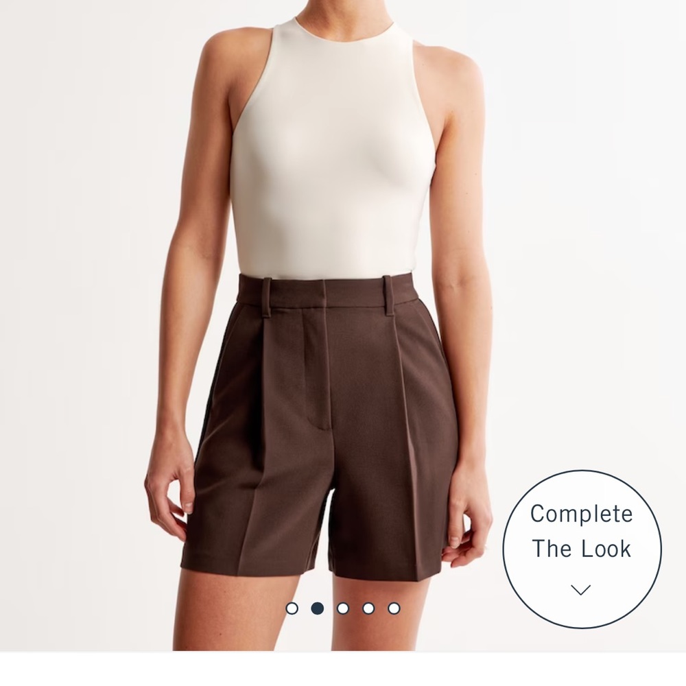 Abercrombie & Fitch High-Waist Brown Tailored Shorts - Picture 2 of 6